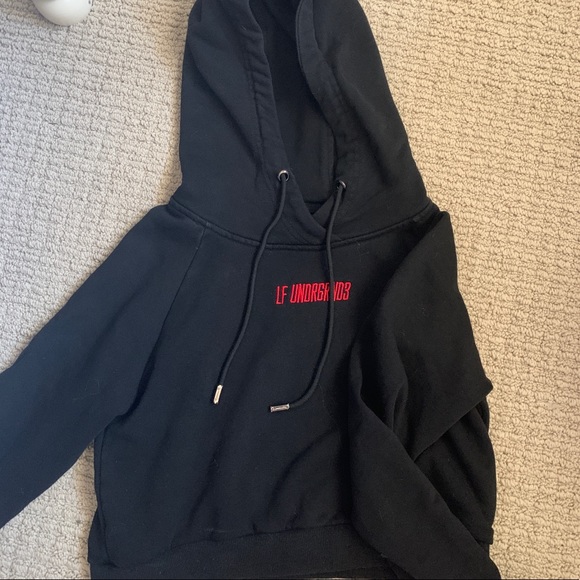 LF Sweaters - LF CROPPED HOODIE